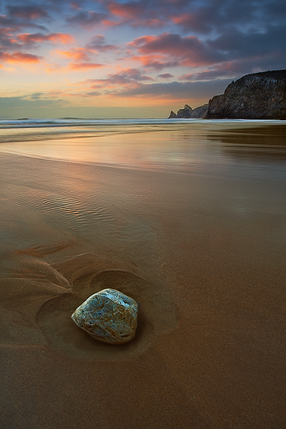 tableau decoratif, decoration, tableau decoration, tableau abstrait, paysage de vende, paysage de bretagne, paysage de mer, cadeau,bretagne, photos de paysage de bretagne, crozon, parc naturel, camaret, morgat, anse de dinan, menhir, pen-hat, lostmarch, plage, rocher, corniche, falaise, coucher de soleil, plage, anse de dinan, galet, vague, hiver, ciel, nuage, rocher, reflet, ga