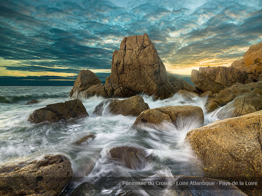 Welcome to Philippe Albanel Photography. Click to enter. Photos de Paysages, Landscape Photos from France, Bretagne, Normandy, Alpes, Vende, French Riviera, Pays de la Loire, Loire-Atlantique, Coast, Creeks, Rivers and valleys, Landscape, Seascapes, Lakescapes.