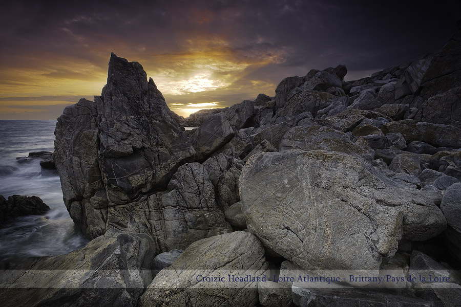 Welcome to Philippe Albanel Photography. Click to enter. Photos de Paysages, Landscape Photos from France, Bretagne, Normandy, Alpes, Vende, French Riviera, Pays de la Loire, Loire-Atlantique, Coast, Creeks, Rivers and valleys, Landscape, Seascapes, Lakescapes.