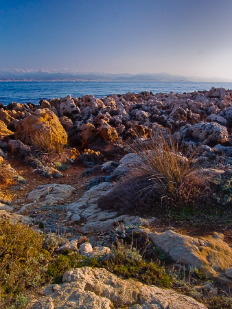 decoration prints, design prints, house decoration, abstract prints, france landscape, french waterscape, gift,photo, light,antibes,garoupe beach,path of the coast,rocks,limestone,flower,grass,sunrise,sea,alpes,nice city,white, blue,eternal snow,path